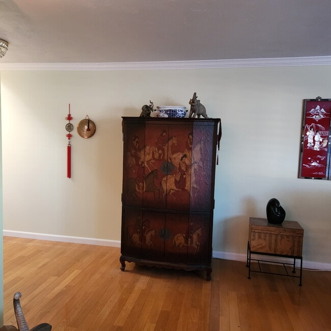 living room - 3500 W Manchester Blvd