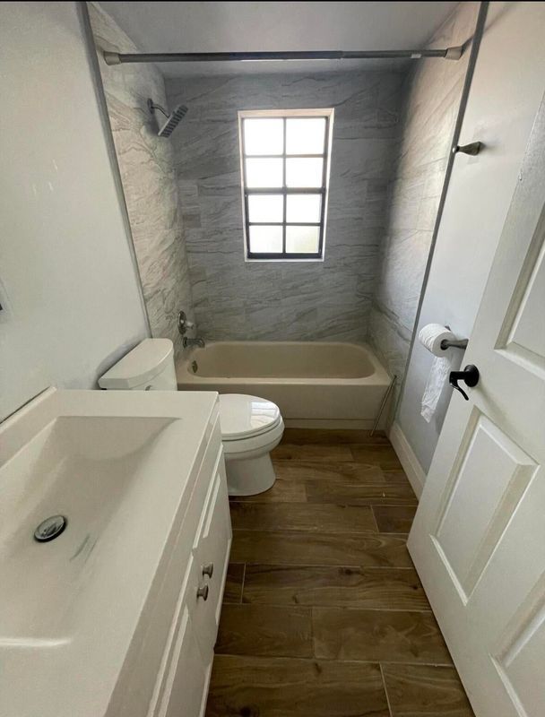 Foto del edificio - 4285 Oak Terrace Dr