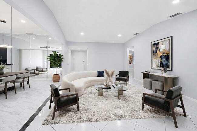 Building Photo - 5284 Breadfruit Cir