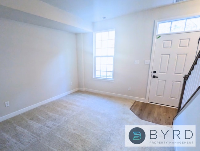 Building Photo - 1113 Ewing Pk Lp