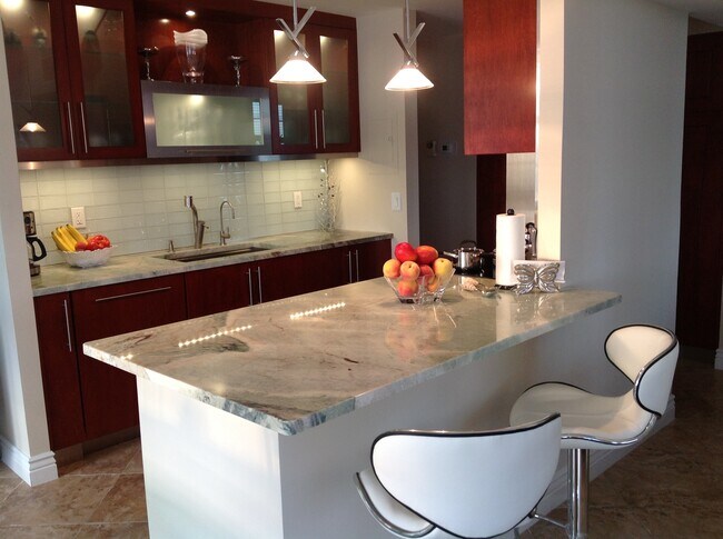 Foto del edificio - 2121 N Ocean Blvd