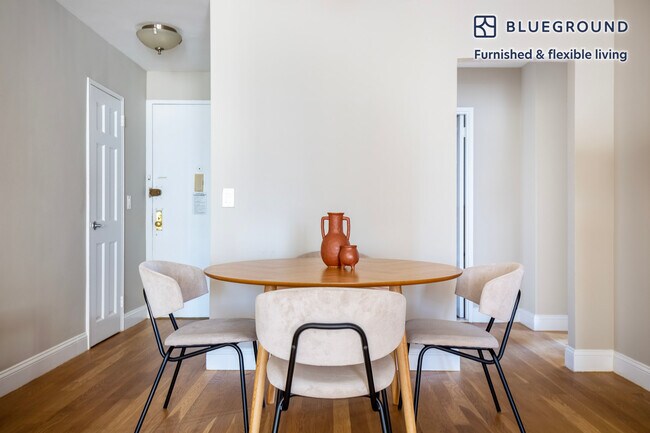 Foto del edificio - 788 Columbus Ave