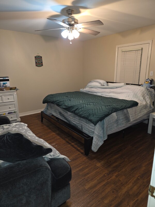 Foto del edificio - 712 Yorktown Ct