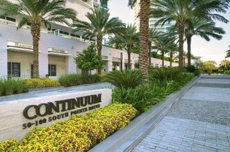 Building Photo - 100 South Pointe Dr