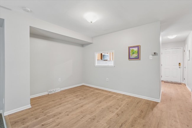 Photo - 1105 Denise Cir Townhome