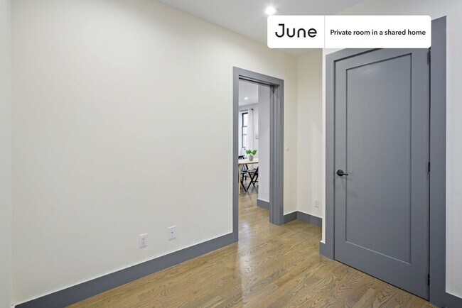 Building Photo - Room in Shared 4 bed/2 bath home