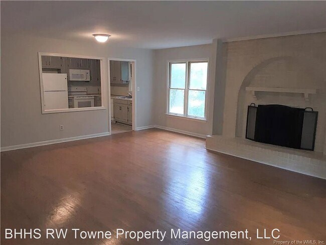 Foto del edificio - 2 br, 2 bath House - 530 Spring Trace