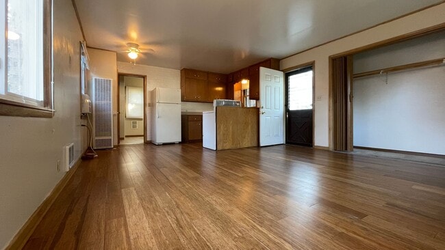 Building Photo - 4924 N 73rd St