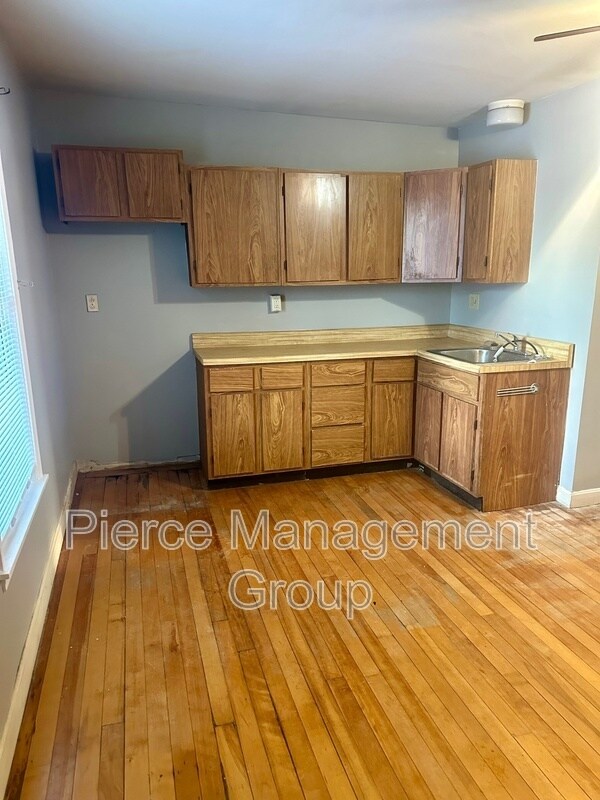 Foto del edificio - 308 Bartlett St