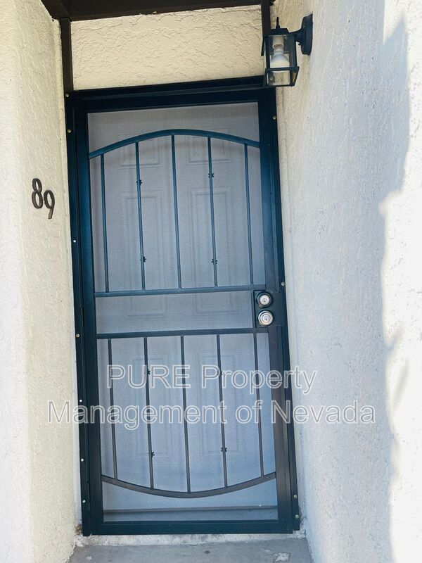 1405 E Vegas Valley Dr Unit Bldg. 10, Las Vegas, NV 89169 Condo for