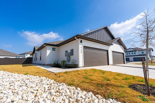 Foto del edificio - 414 Cross Barn Blvd