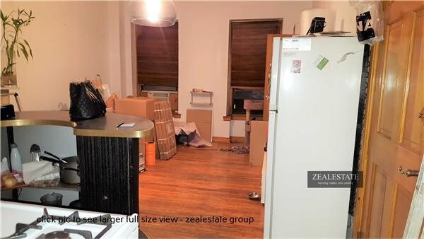 Foto del edificio - 17 Willoughby Ave