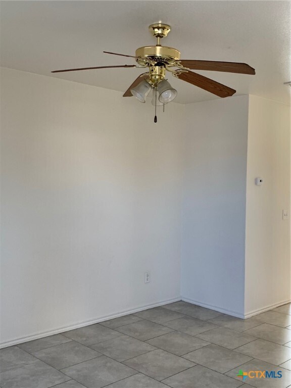 Building Photo - 2807 Vernice Loop