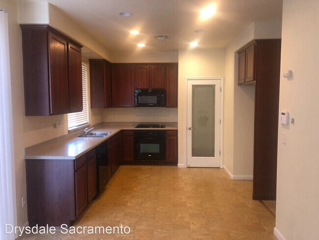 Foto del edificio - 4 br, 2.5 bath House - 5241 Glimmer Way