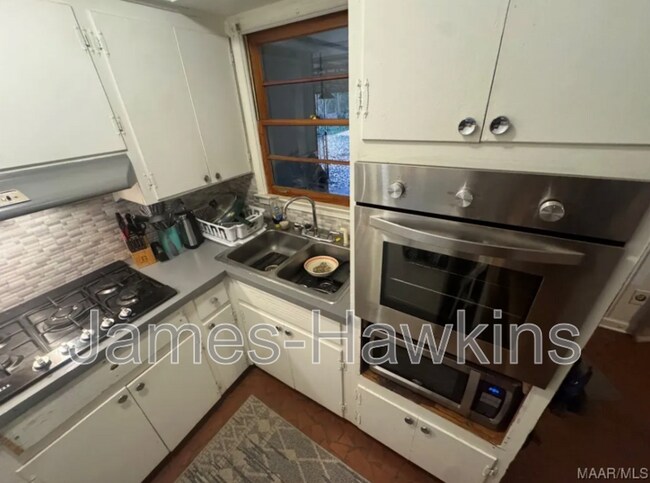 Building Photo - 3819 Bienville Rd