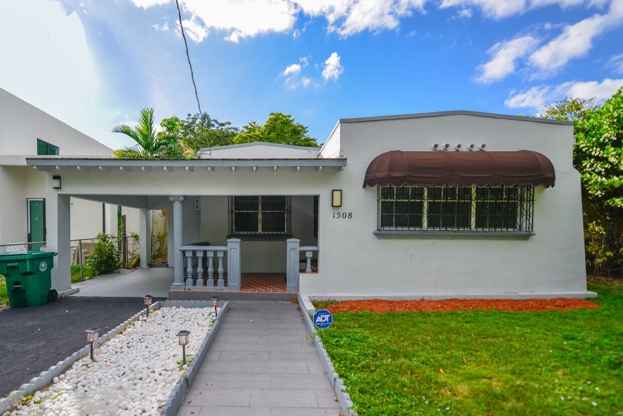 Foto principal - 1508 SW 13th Ave