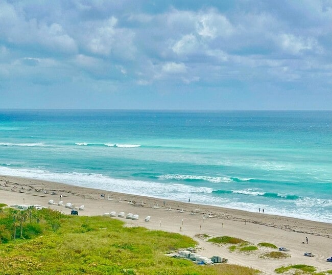 Photo - 2800 N Ocean Dr Apartment