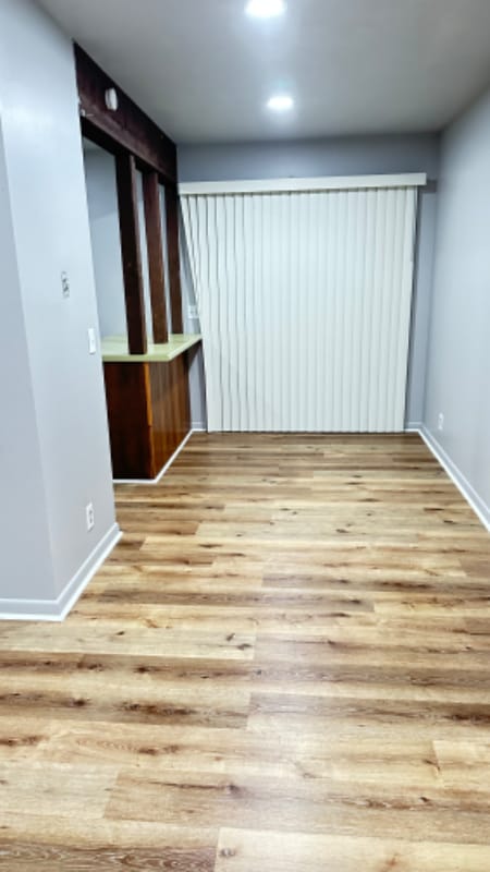 Foto del edificio - 821 E Wayne Ave