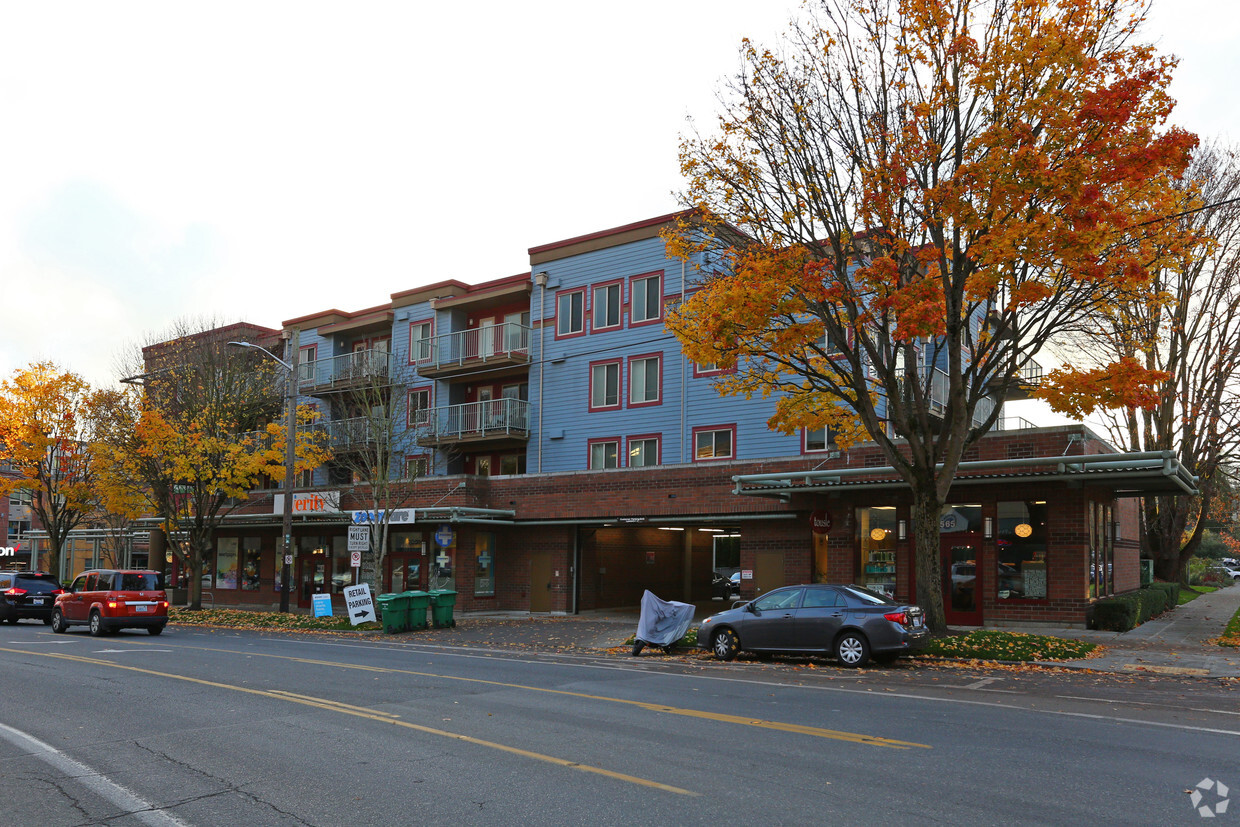 Stonehedge Apartments