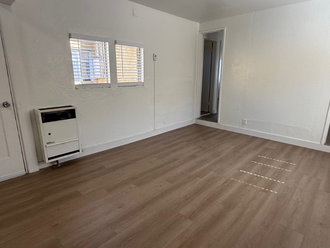 Photo - 2305 Lemon Ave Apartment