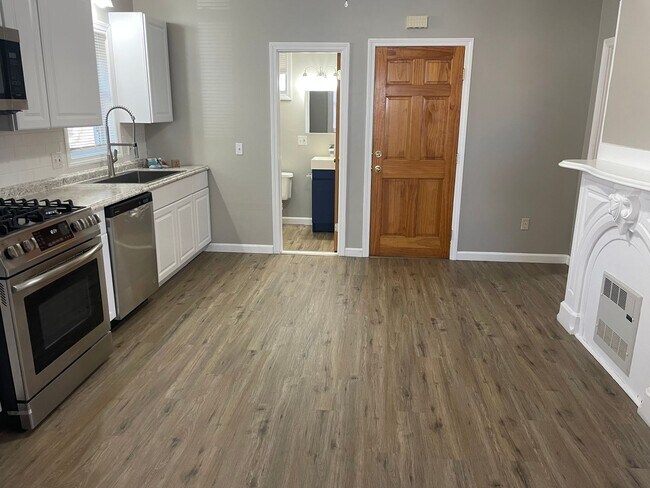 Foto del edificio - 128 Penn St