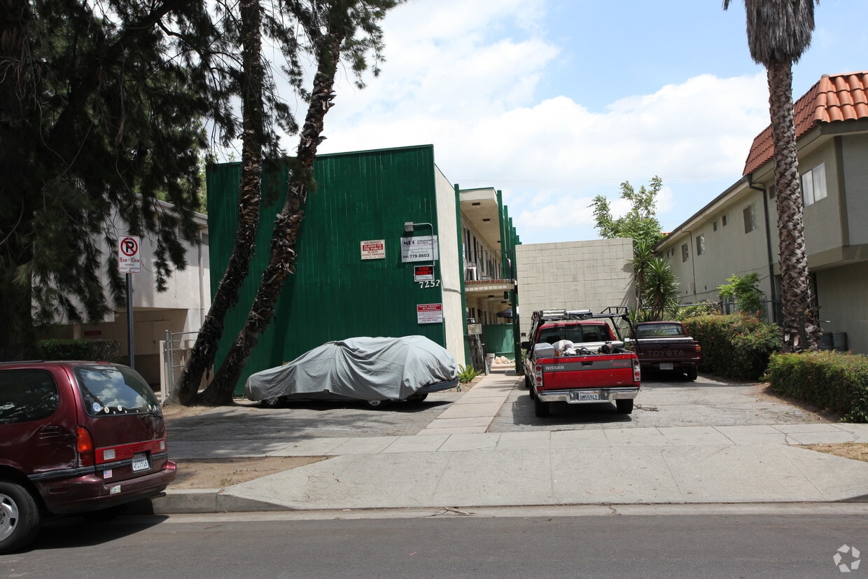 Building Photo - 7252 Jordan Ave