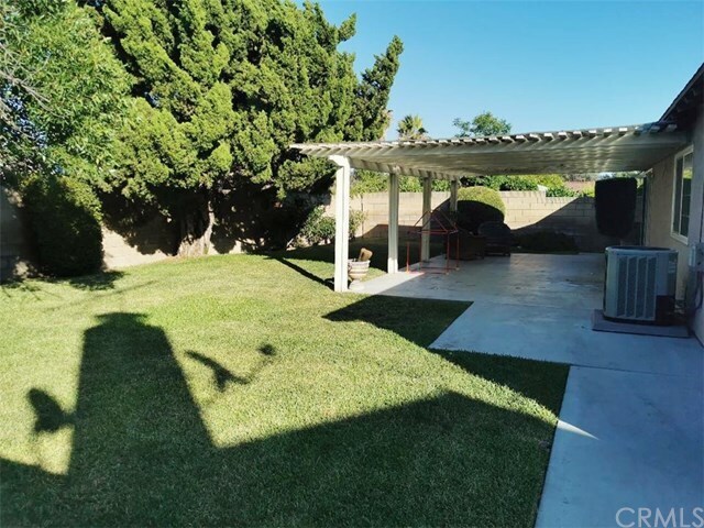 Building Photo - 138 Oakwell Dr