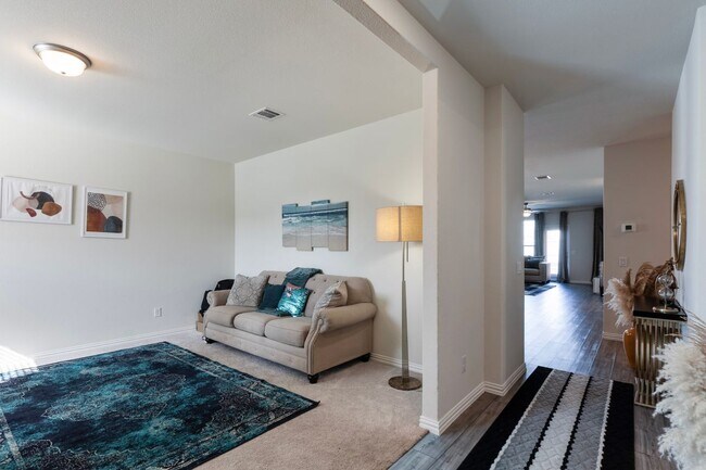 Foto del edificio - 2424 Coyote Way