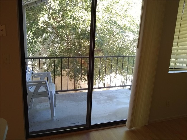 Foto del edificio - 1190 Ramar Rd