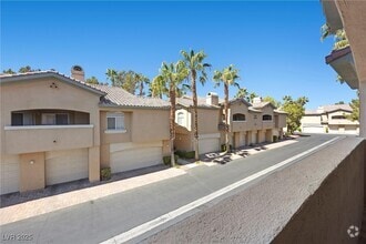 Building Photo - 1704 Hills of Red Dr