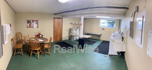 Foto del edificio - 2641 SE 145th Ave