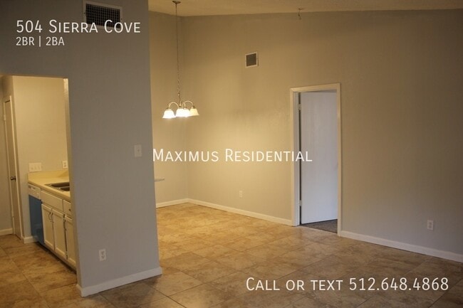 Building Photo - 504 Sierra Cove