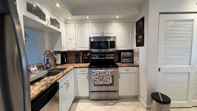 Building Photo - 7610 NW 18th St