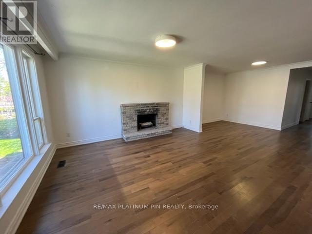 Building Photo - 293 Ellerslie Ave