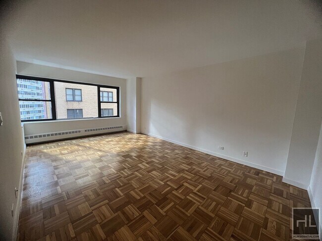 Building Photo - EAST 55 STREET