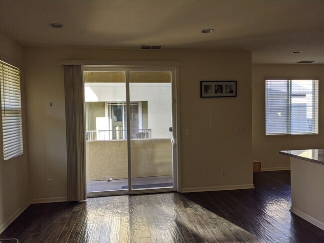 Living Room Patio - 1346 Nestwood Way