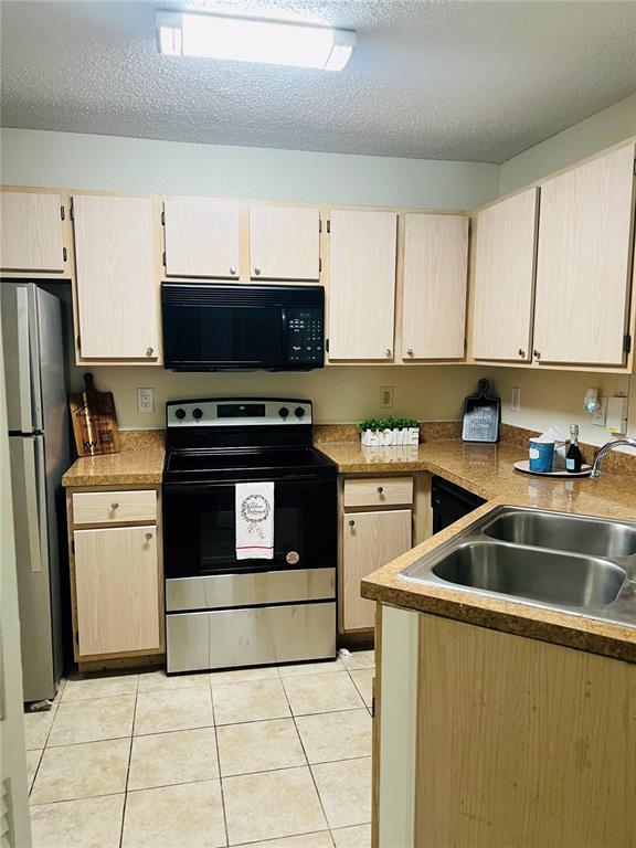 Foto del edificio - 3705 SW 27th St