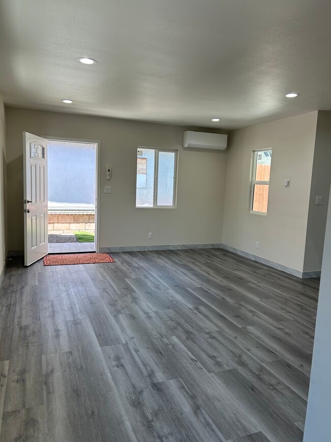 Building Photo - 10820 Croesus Ave