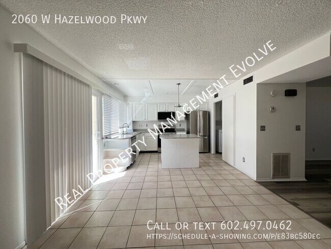 Foto del edificio - 2060 W Hazelwood Pkwy