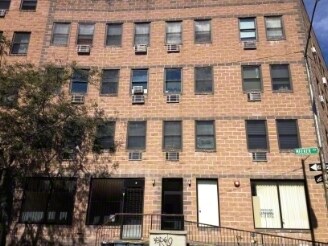 Primary Photo - 647 Meeker Ave
