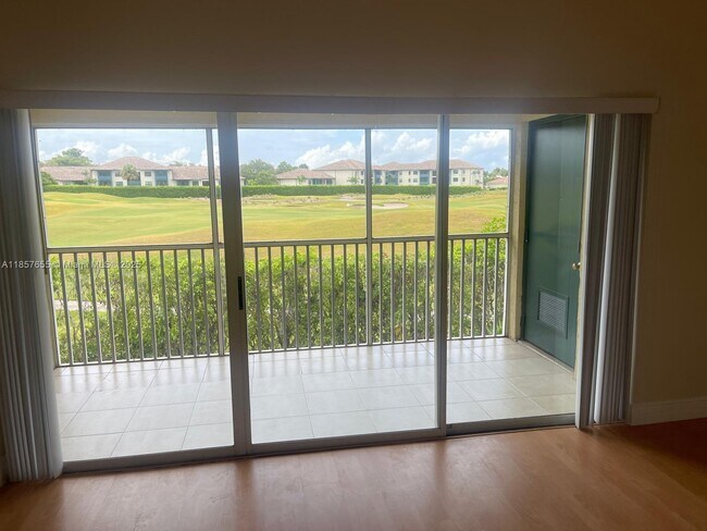 Foto del edificio - 14202 Glenmoor Dr
