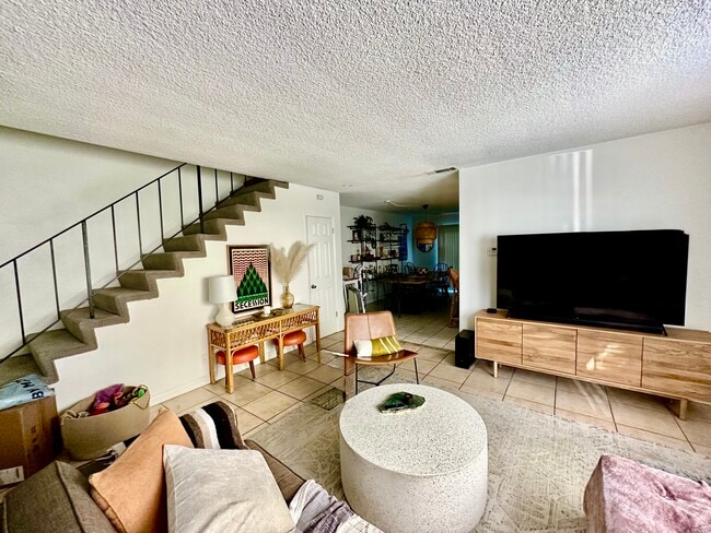 Foto del edificio - 1534 Stanford Ave