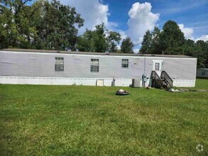Building Photo - 275 Carr Town Rd