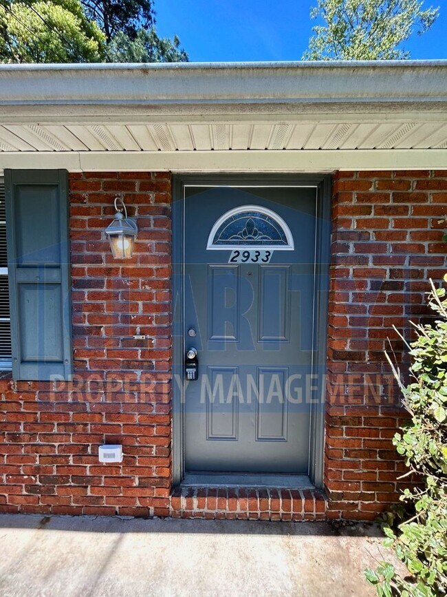 Foto del edificio - Location! Location! Location!