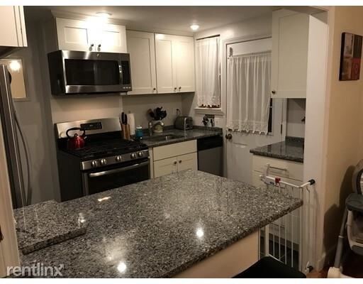 2 br, 1 bath - 34 Pierce Rd - 2 br, 1 bath  - 34 Pierce Rd