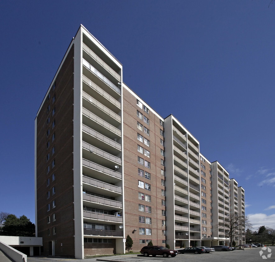 Primary Photo - Rona Tower Apartments