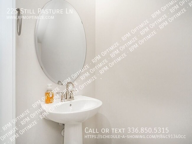 Building Photo - 225 Still Pasture Ln