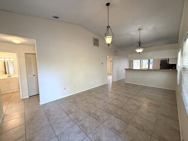 Foto del edificio - 945 Burlwood St