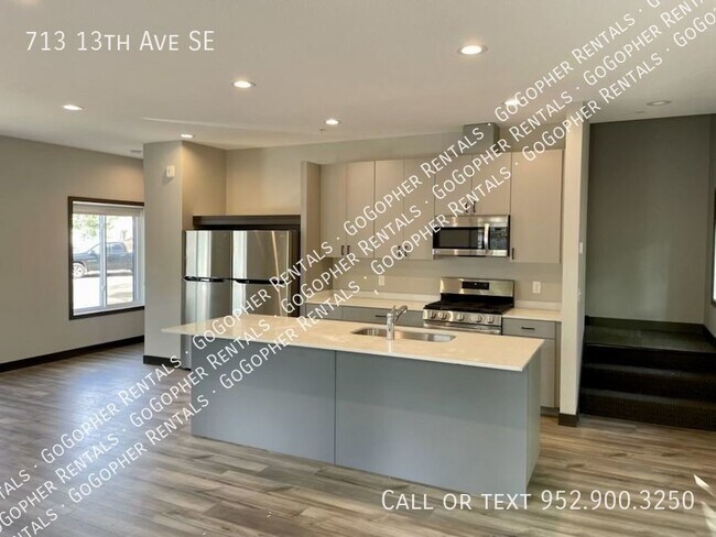 Foto del edificio - 713 13th Ave SE