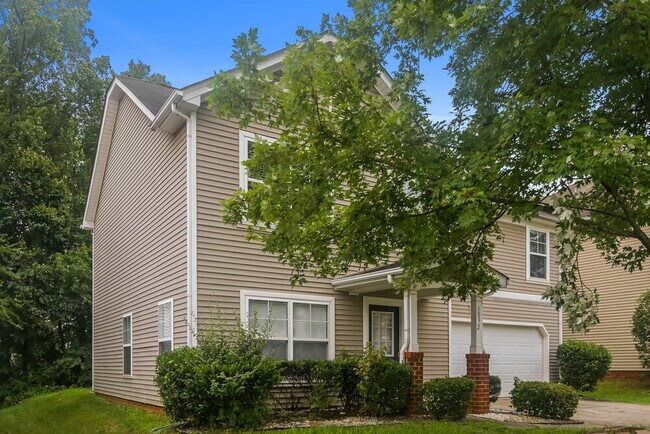 Foto del edificio - 5032 Stone Park Dr